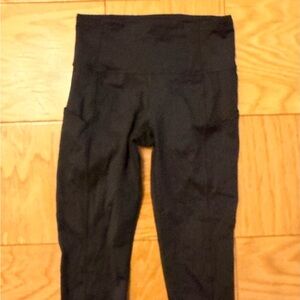 Lululemon pants black side pockets